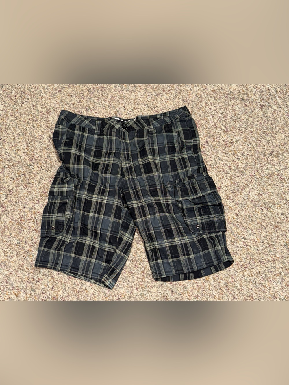 Men's size 34 shorts Raw X Black and Gray Plaid Cargo Shorts summer beach